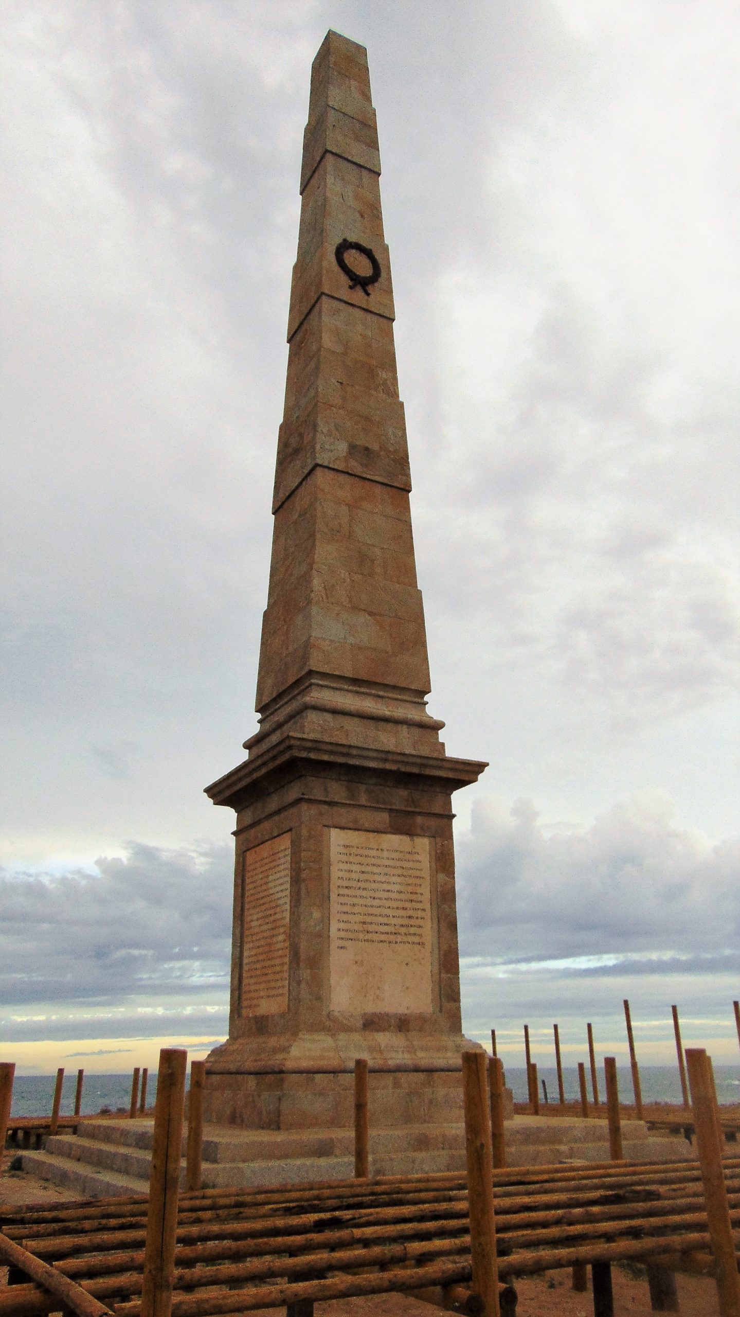 Obelisco da Praia da Memória